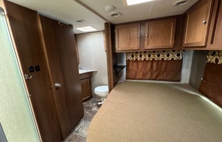 2018 Coachmen Leprechaun