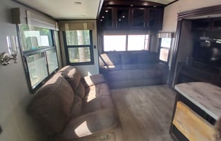 The whole family 3 bedroom Camper