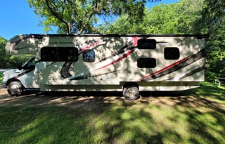 2019 Thor Four Winds - Bunks Beds, Dry Camp Ready