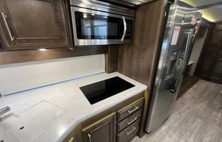 2022 Entegra Coach Emblem 36H