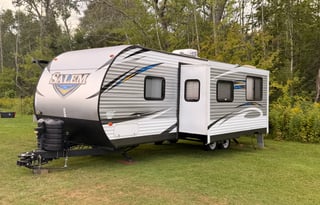 2017 Forest River RV Salem 27DBUD