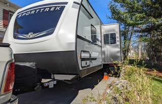 *Delivery Only* 2021 Venture RV SportTrek ST271VMB