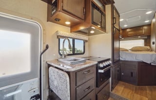 2019 Thor Freedom Elite 22HE w/ Flex Miles