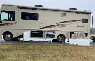 2019 Winnebago Sunstar 29VE