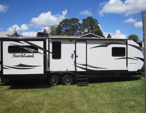 Pacific Coachworks Northland 27ress