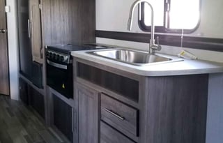 2020 CrossRoads RV Zinger Lite ZR229BH