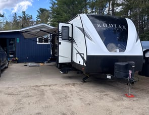 Dutchmen RV Kodiak Ultimate 290RLSL