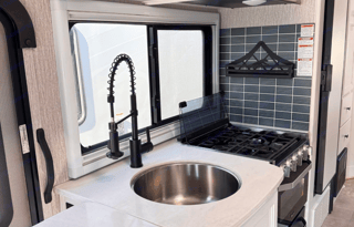 C4 *NEW* 2023 Prism Mercedes Luxury Rv - Sleeps 6
