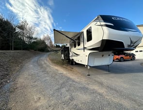 CrossRoads RV Cameo CE3891MK