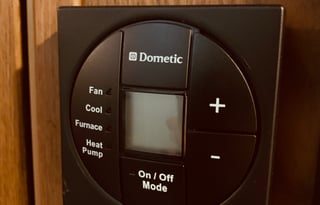 Lucy - Luxury RV for Your Stay in Camp Sherman