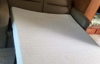 2016 Fleetwood Discovery (NEW RATES!!!)