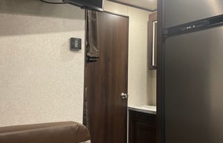 Peak n C Adventures (Pet Friendly with Bunks)