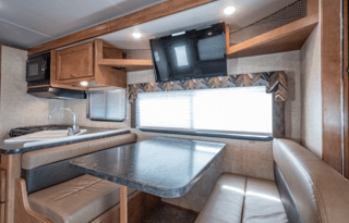 Family Road Trip RV | Sleeps 10 & Pet Friendly