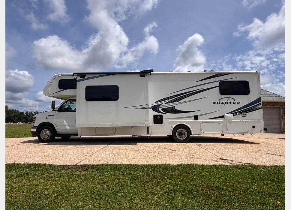 Class C Motor Home rentals in Thibodaux
