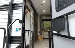 NEW 2026 RV Trailer (Glamping Amenities!)