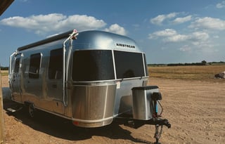 Twyla the Twinky - 2021 Airstream Caravel 22FB
