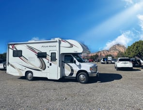 Thor Motor Coach Four Winds 23U