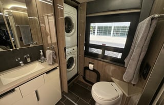 Luxury RV with flexible hosts.