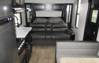 2022 27' Forest River Grey Wolf 22MKSE