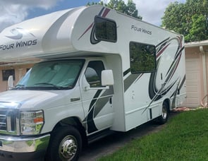 Thor Motor Coach Four Winds 22E