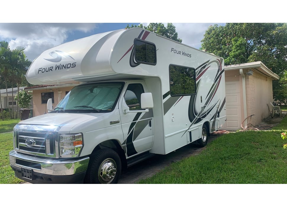 Class C Motor Home rentals in Dania Beach
