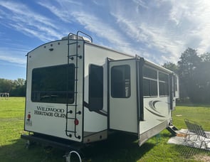 Forest River RV Wildwood Heritage Glen 369BL