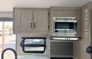 NEW 2026 Coachmen Catalina Legacy Edition 273DBH