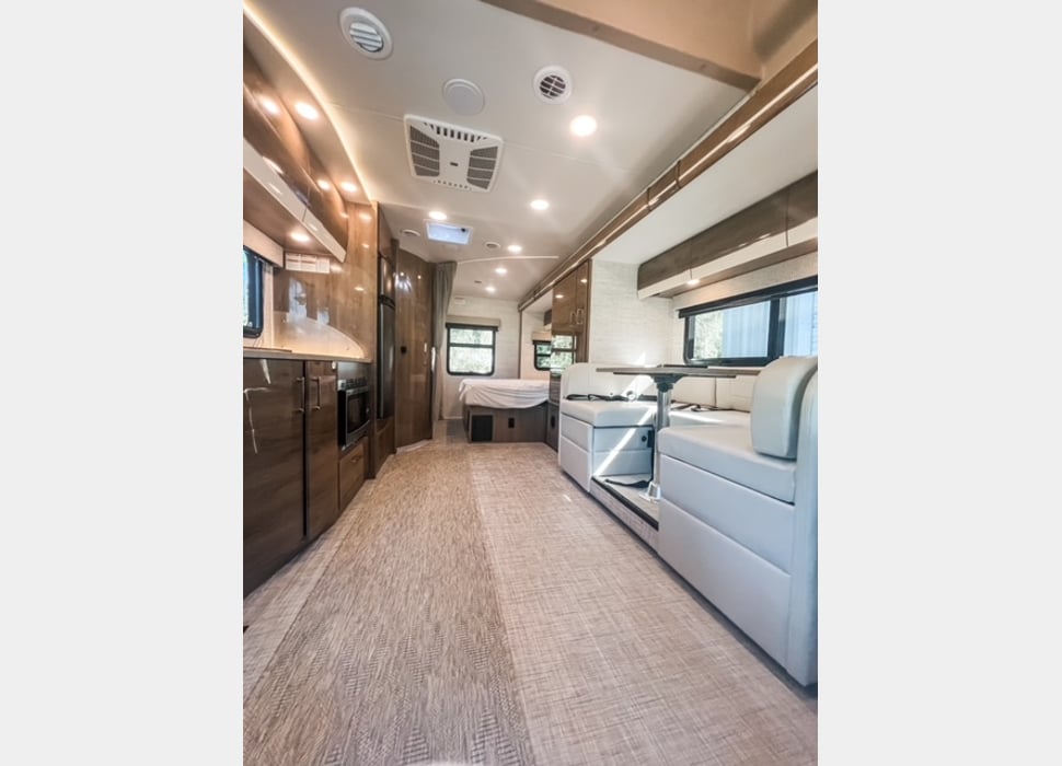 Class C Motor Home rentals in Jacksonville