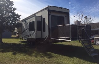 2016 Forest River-California Sierra 360 PDek