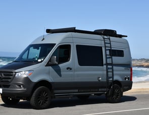 Storyteller Overland Storyteller Overland Stealth MODE 4x4