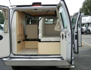 Pleasure-Way Ford Traverse Ford Traverse