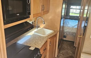 2016 Thor Motor Coach ACE 27.1