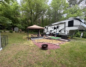 Keystone RV Cougar Half-Ton 32DBH