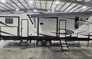 2019 Forest River Sabre HAL 1441