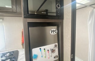 2021 Dutchmen RV Coleman Lantern LT Series 17B