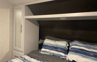 Condo on wheels/2021 Keystone RV Bullet 291RLS