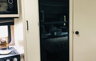 Glamping @ it’s Finest!!! 24’ Drivable Class C