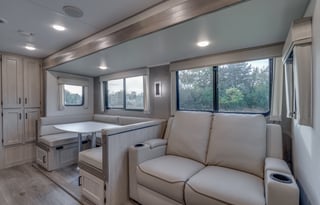 BRAND NEW! 2025 Catalina Legacy 293QBCK Bunk House