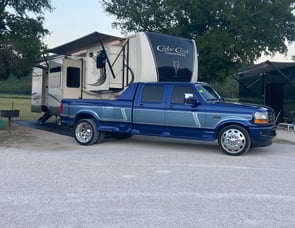 Forest River RV Cedar Creek Champagne Edition 38EFK