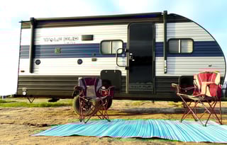 **Rent my 2022 RV Delivered to RV Parks+Sleeps 5**