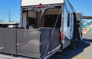 The Lakeside Lodge 35ft Toy Hauler XLR Hyperlite