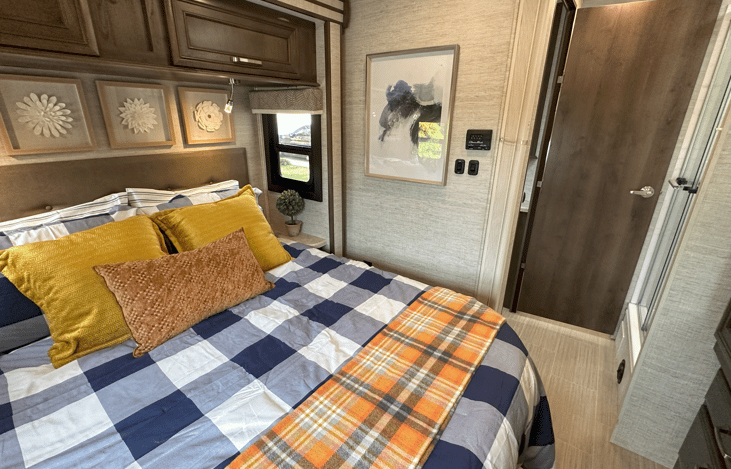 Master Bedroom has a closeable door and an extendable screen for privacy