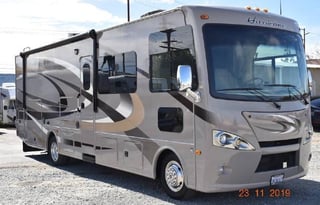 2015 Thor Motor Coach Hurricane 32N
