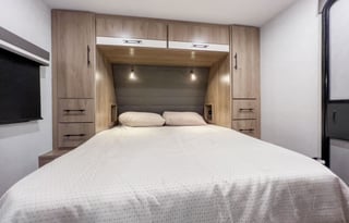 '23 Grand Design Imagine 23LDE - Luxe RV Adventure