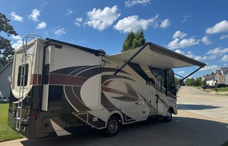 2018 Coachmen Forest River SLMO1644