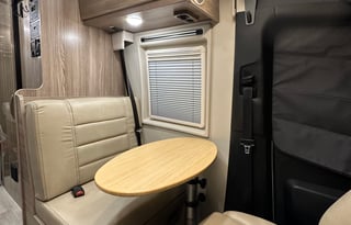 Vantonio Banderas - Winnebago Boldt 70BL