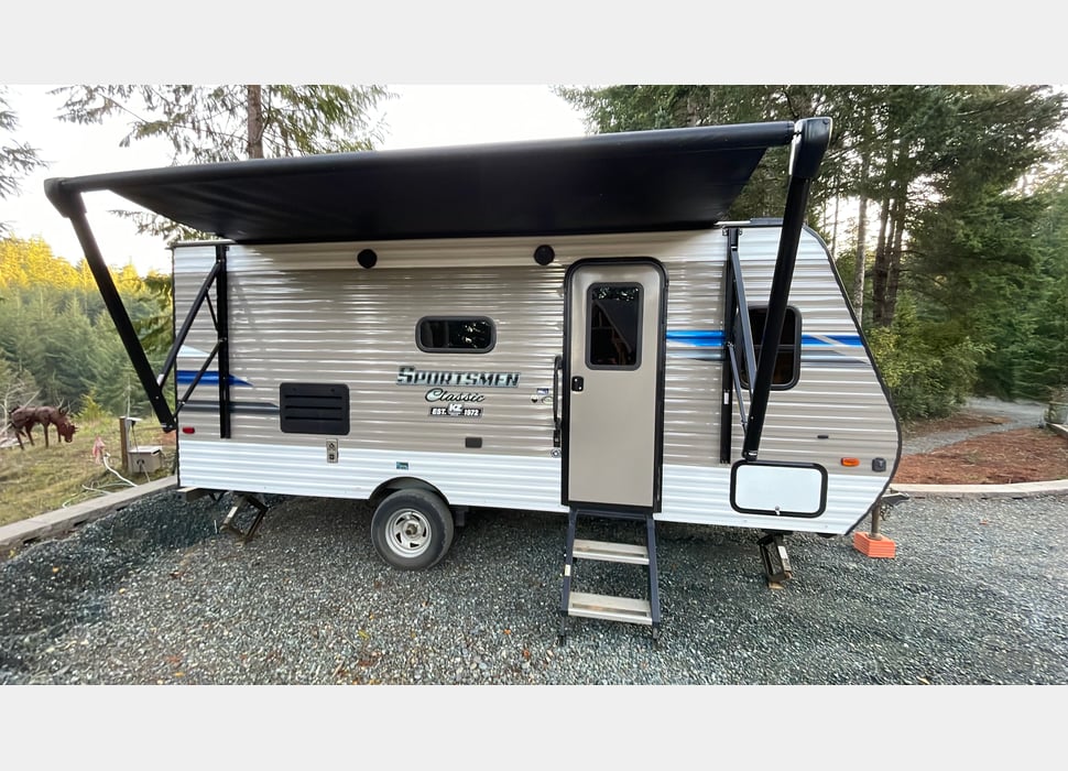 Travel Trailer rentals in Coos Bay