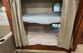 2019 Winnebago Forza 38W