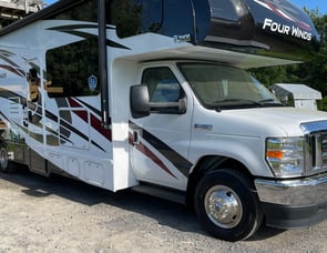 Thor Motor Coach Four Winds 31E