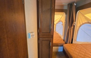 2014 Coachmen Freedom Express LTZ